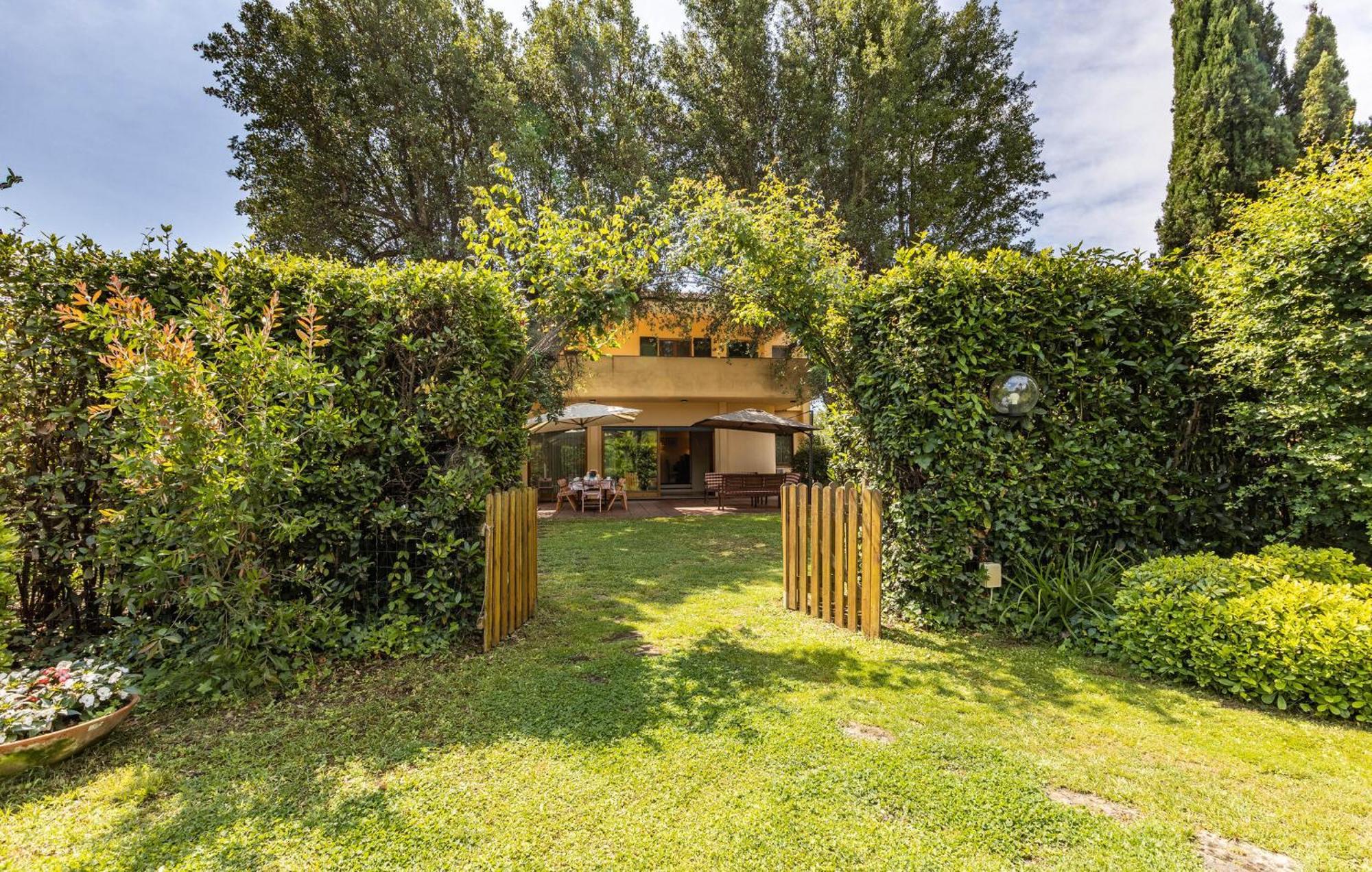 Villa Elena Pisa Buitenkant foto